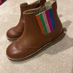 Mini Boden Girls Leather Chelsea Boots